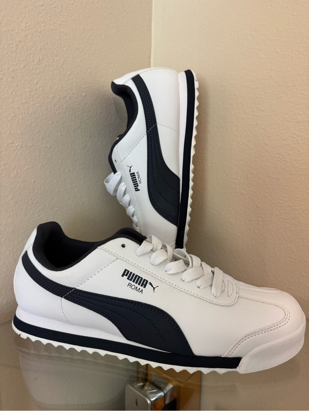 Puma Roma White and Black Low-Top Sneakers
